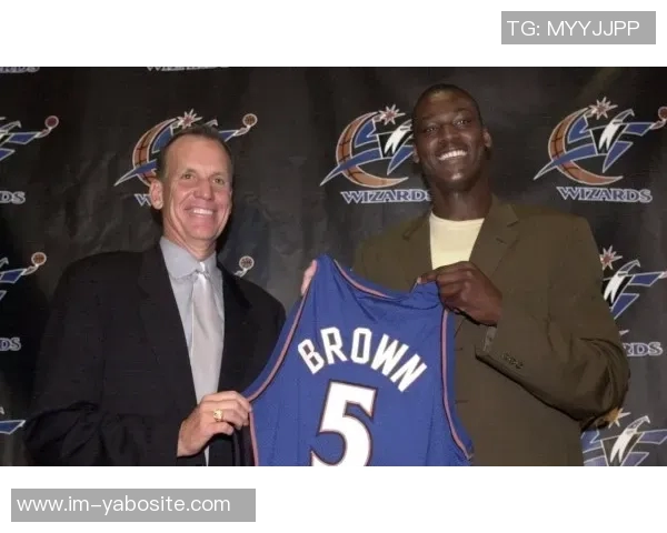 夸梅质疑外界对其水货标签的偏见为何不及本内特等球员的关注