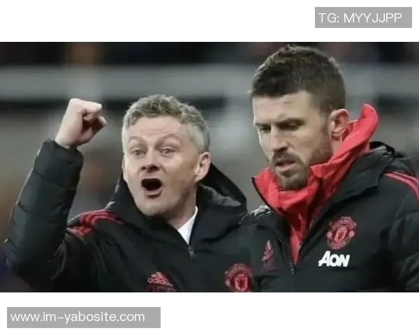 曼联高层今日与索尔斯克亚及卡里克进行重要面谈分析球队未来发展方向