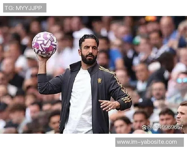 卡拉格与斯科尔斯齐声呼吁阿莫林圣诞前辞职时间已不再充裕